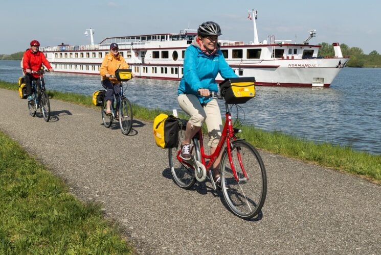 Normandie Boat Bike