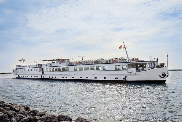 holland barge cruises